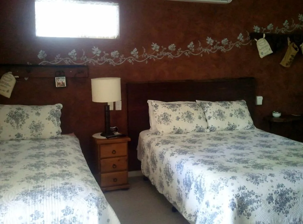 Armadale Cottage Bed & Breakfast Redcliffe