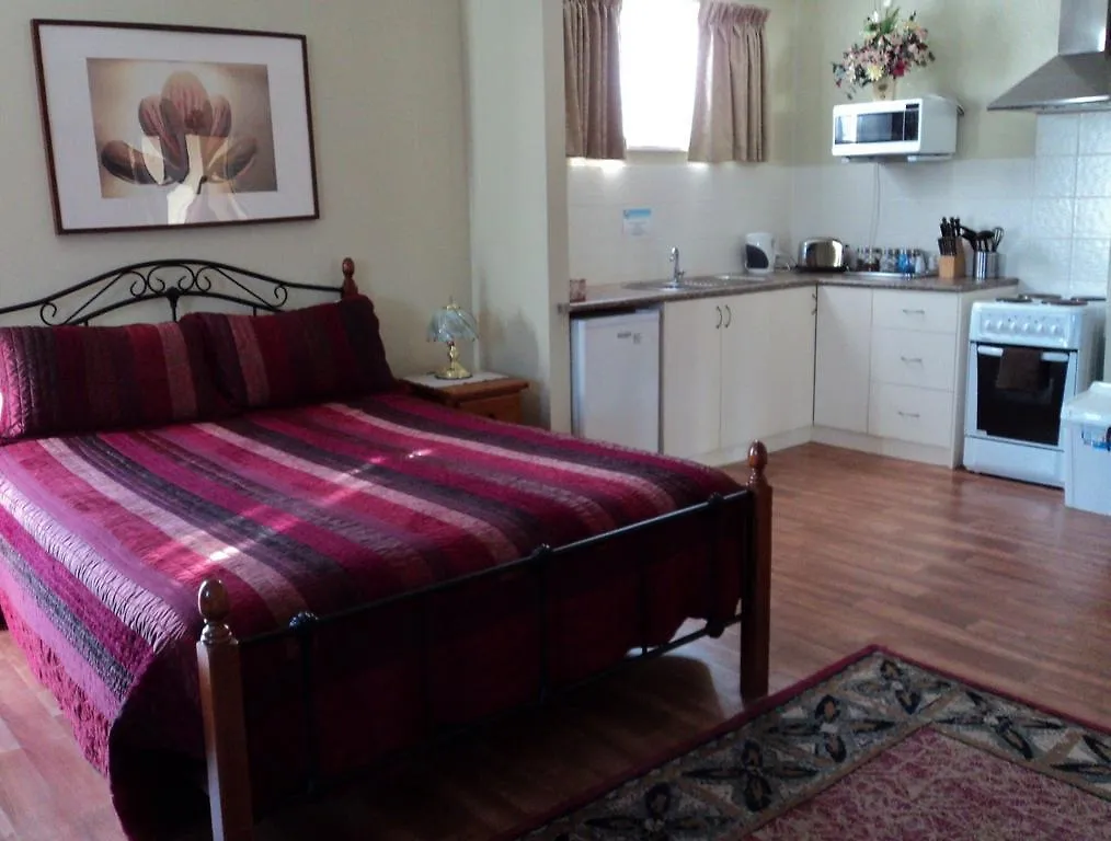 Armadale Cottage Bed & Breakfast Redcliffe