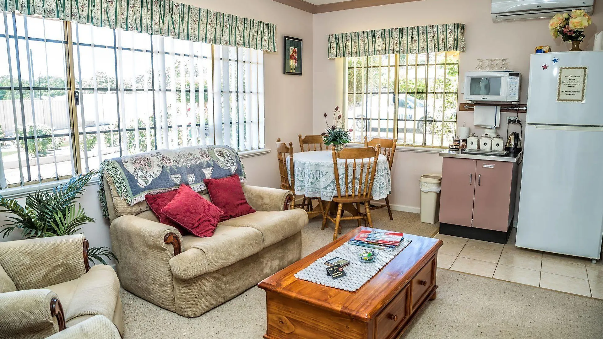 Armadale Cottage Bed & Breakfast Redcliffe