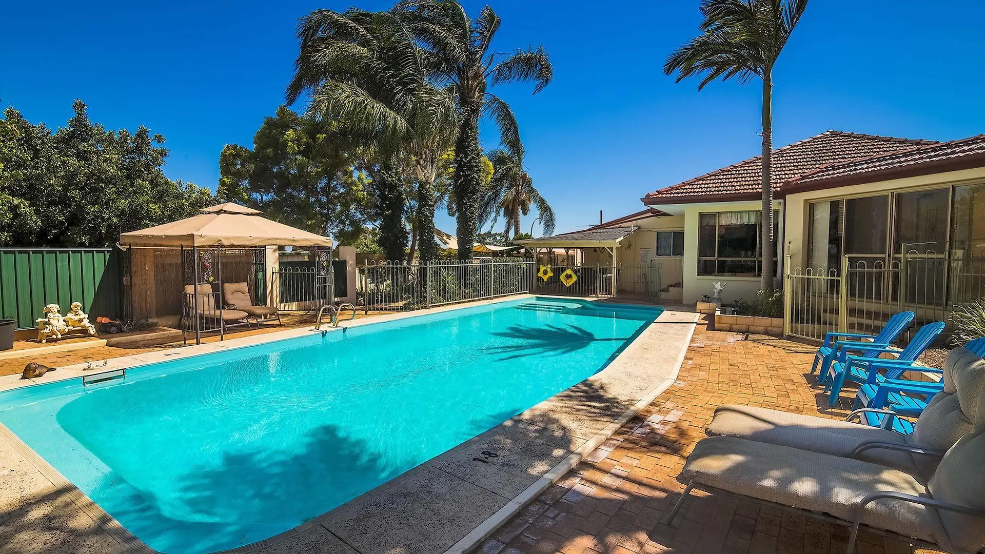 Armadale Cottage Bed & Breakfast Redcliffe